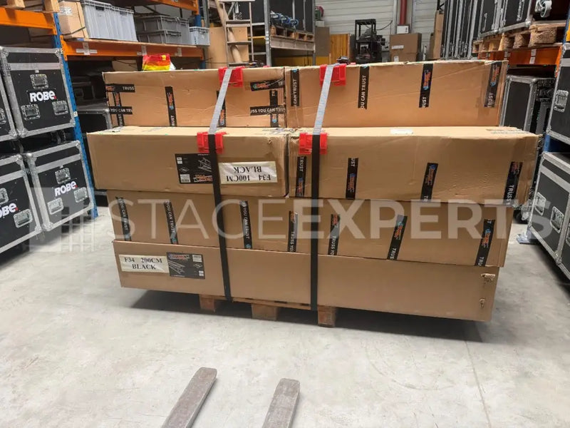 Global Truss F34 Black Set – 10x 2m + 6x 1m Sections