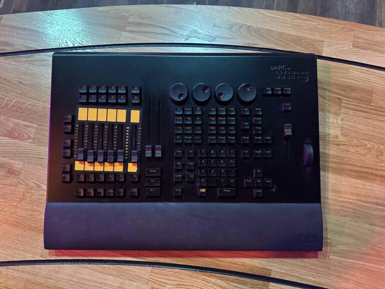 MA Lighting grandMA2 Command Wing – Compact onPC Controller