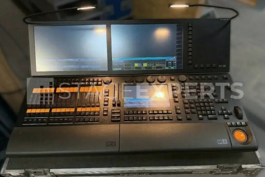 MA Lighting grandMA2 Light Console with Flightcase and Lamps