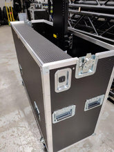 Load image into Gallery viewer, Viiking Case 55″ Lift Screen Case with Remote Control
