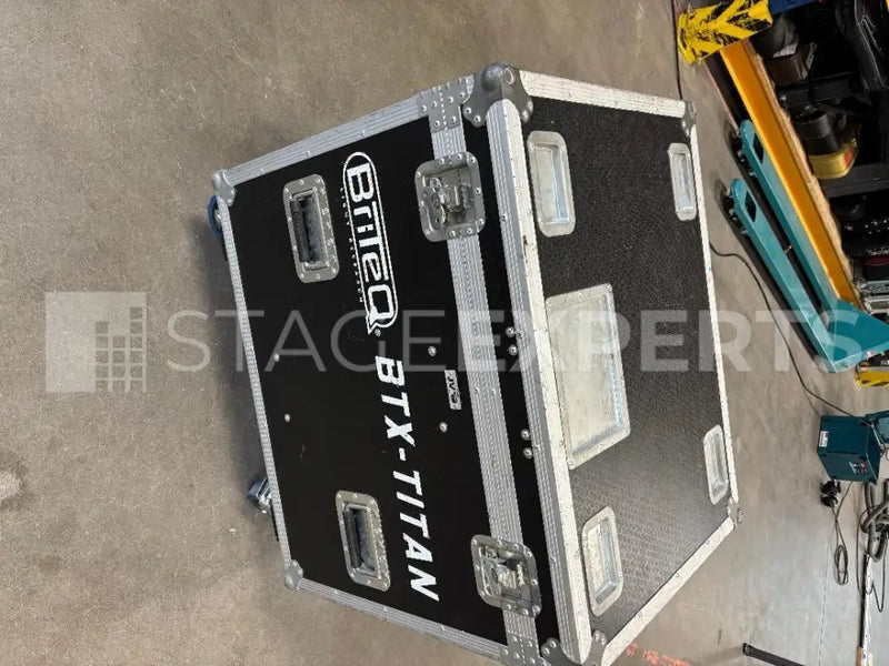 Briteq BTX Titan Set of 2 with Rigging & Double Flightcase