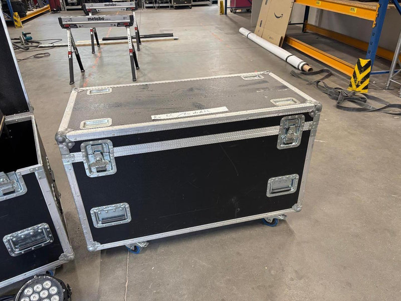 Briteq Stage Beamer RGB MK2 – 16-Pack with Case & Cables