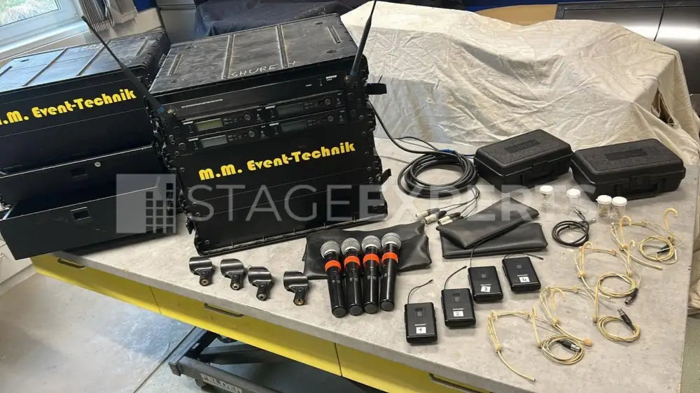 Shure SLX2 Wireless Set with Beta 58 – 8‑ch Rack Kit