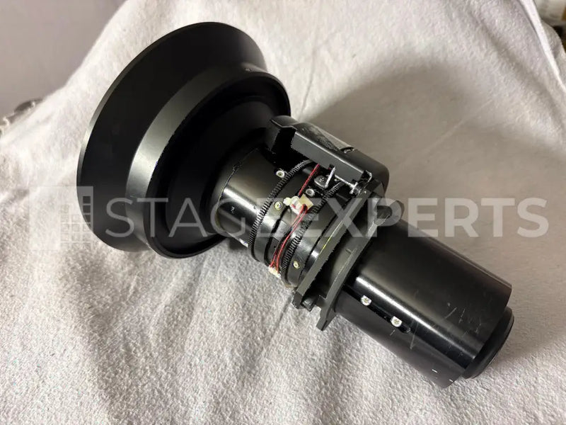 Christie H-Series 0.84–1.02:1 Wide-Angle Zoom Lens | Short Throw