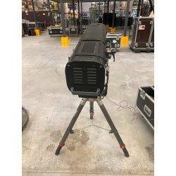 Robert Juliat Ivanhoe Followspot – 2500W HMI, 9–21°