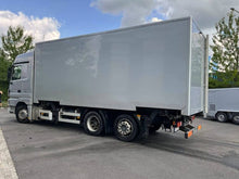 Load image into Gallery viewer, Jans Creacar 25 m² LED Container + Mercedes Actros 2541
