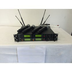 Shure UR4D + UR2 Beta 58 Wireless Handheld Microphone Kit