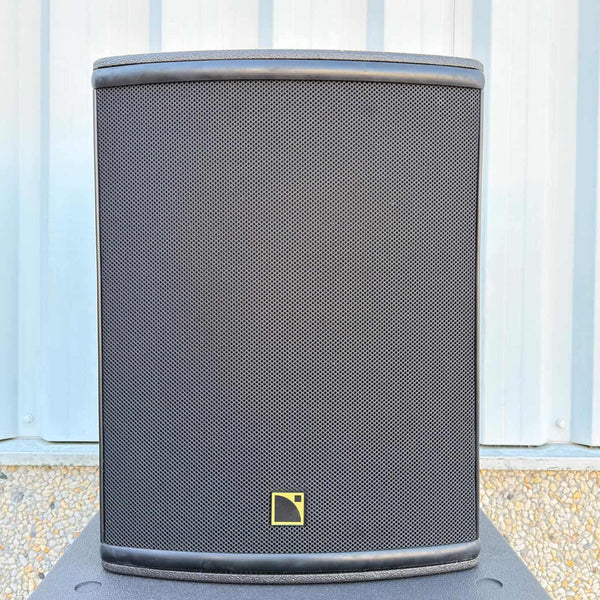 L-Acoustics 112P + SB15P System - 2 Tops, 2 Subs