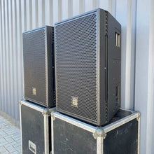 Load image into Gallery viewer, Logic System CS 1296 (4) Passive Mid/Top Speakers + Cases
