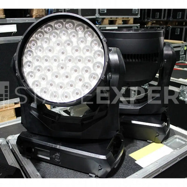 Martin MAC Quantum Wash – Pair with Flight Case | Stage Experts