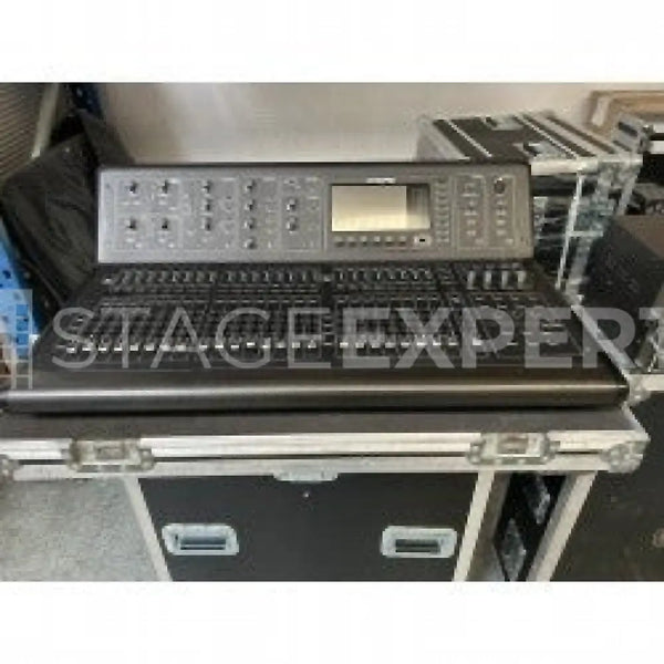 MIDAS M32 LIVE + DL32 Digital Mixing Console System Bundle