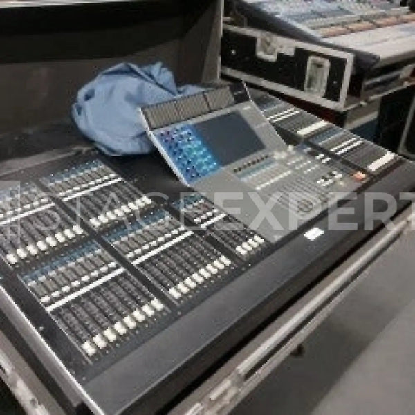 Yamaha M7CL-48 Digital Mixing Desk – 48ch, 16 Mix, 8 Matrix