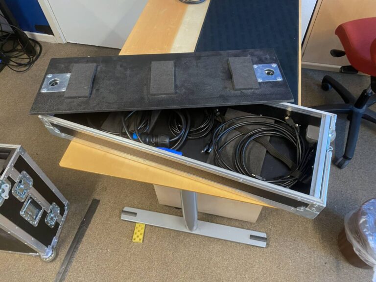 MA Lighting grandMA2 Command Wing with Flight Case Bundle