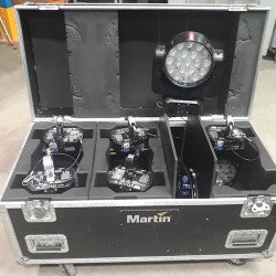 Martin MAC Aura XB LED Wash – RGBW, 11–53° Zoom Moving Head