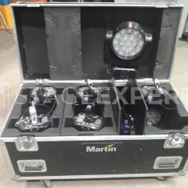 Martin MAC Aura XB LED Wash – RGBW, 11–53° Zoom Moving Head