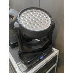 Martin MAC Quantum Wash – 50x15W RGBW LED Moving Wash Fixture