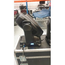 Load image into Gallery viewer, Martin MAC Viper Performance Moving Light – Spot/Profile
