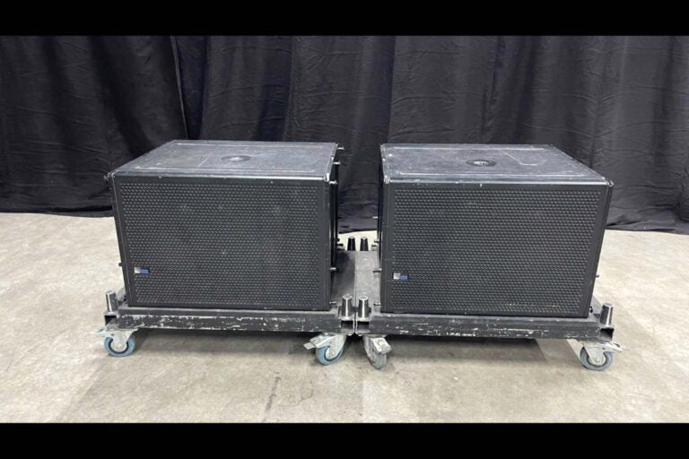 Meyer Sound 500-HP Subwoofers, Pair with Rigging & Covers