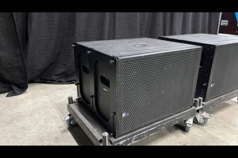Meyer Sound 500-HP Subwoofers, Pair with Rigging & Covers