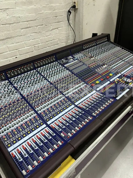 Midas Legend 3000 40‑Channel Analogue Mixer | Stage Experts