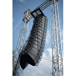 Outline Butterfly System – Compact Line Array Loudspeakers