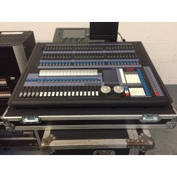 Avolites Pearl 2010 Lighting Console – 2048 DMX, USB
