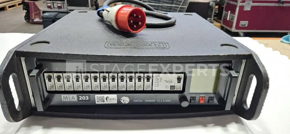 MA Lighting Digital Dimmer 12 x 2.3 kVA – Han 16E Output