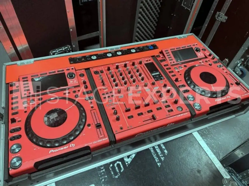 Pioneer DJ CDJ‑2000N x2 + DJM‑900 with Flight Case Bundle