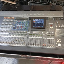 Yamaha PM5D-RH Digital Console - 64-Channel 96 kHz Mixer