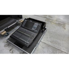 Load image into Gallery viewer, Yamaha QL1 Digital Mixing Console with Dante, 32ch
