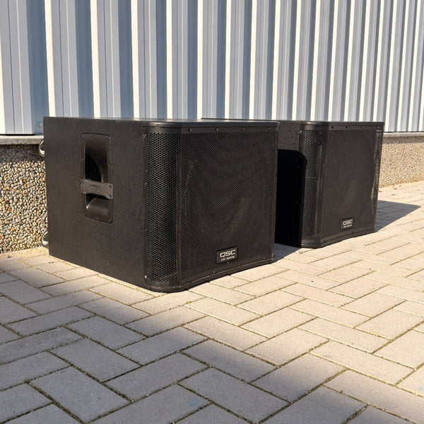QSC KW181 Powered Subwoofer – 18-inch Active Sub