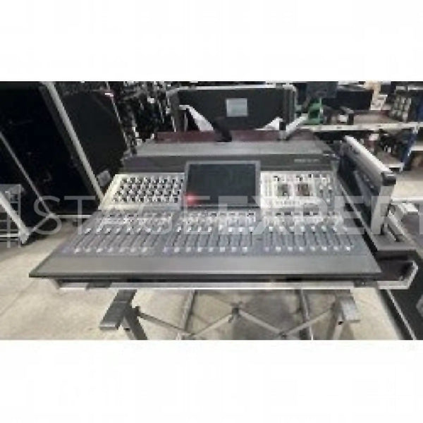 Avid VENUE S6L-24C + E6L-112 Digital Mixing System