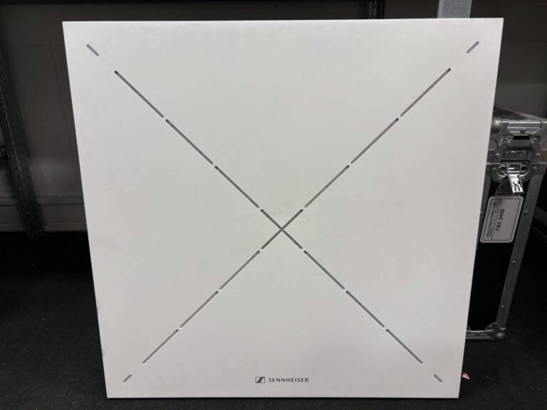 Sennheiser SL Ceiling Mic 2 – Beamforming Ceiling Microphone