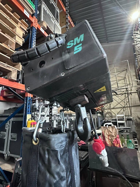STAGEMAKER COMPACT SM5 Set – 4x 500kg Hoists + 4ch Controller