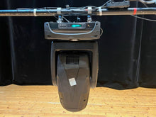 Load image into Gallery viewer, SGM Synthesis 700 – 12+2 Moving Heads with Dual Cases
