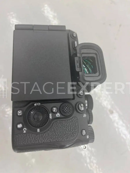 Sony A7R V with Sigma 24-70mm f/2.8 DG DN II Art Kit