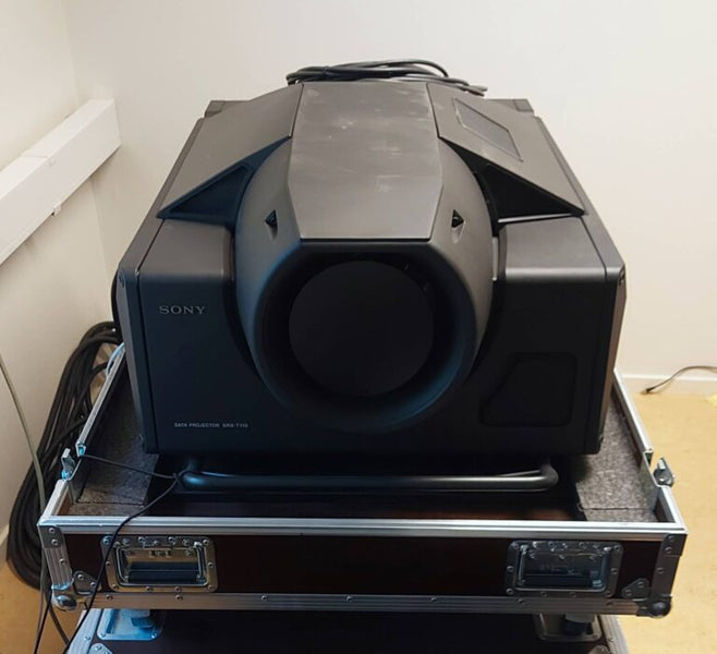 Sony SRX‑T110 4K 11,000‑Lumen Projector with Lens
