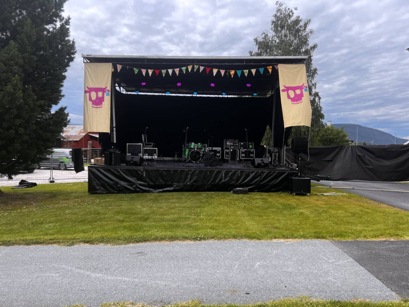 StagePartner 8x6M Eco Stage mobile trailer stage
