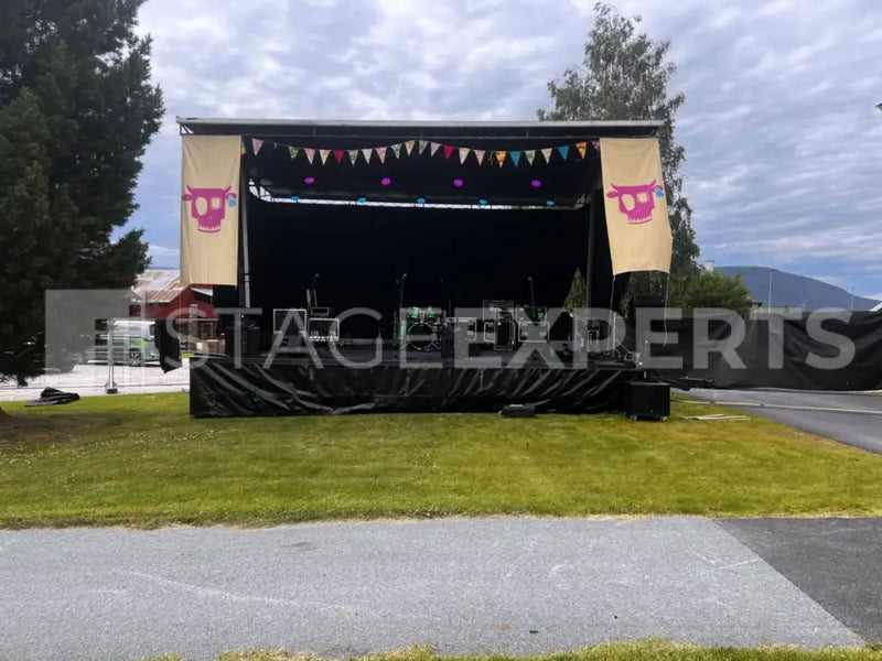 StagePartner 8x6M Eco Stage mobile trailer stage – 2011