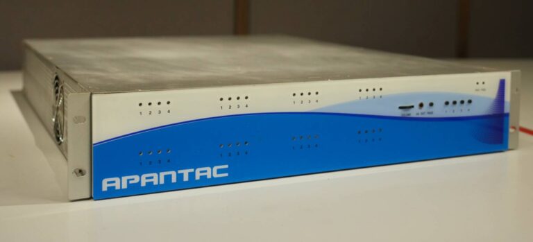 Apantac Tahoma LE32 HD Multiviewer, 32-in 4-out Monitor