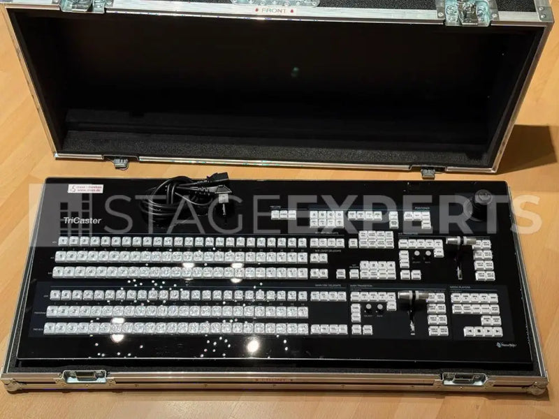 NewTek TriCaster TC1 + TC1LP Control Surface Bundle with Case