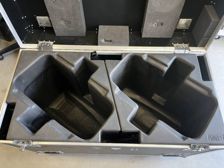 Vari-Lite VL3000 Spot – 12 Fixtures Bundle with Flightcases