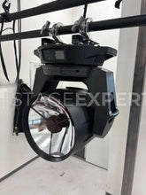 Load image into Gallery viewer, Vari-Lite VL6000 Beam – Powerful moving beam fixture
