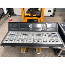 Load image into Gallery viewer, Soundcraft Vi 3000 Digital Mixing Console | 96 inputs, Dante
