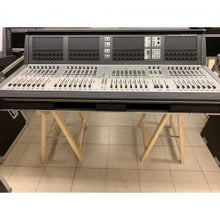 Load image into Gallery viewer, Soundcraft Vi3000 Console + 64/32 Stagebox | Digital Mixer
