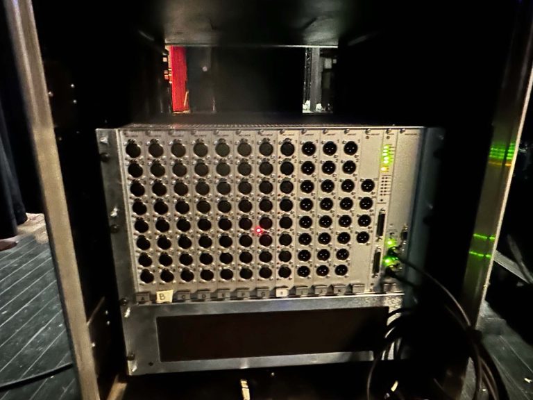 Soundcraft Vi600 System with 64/32 Stagebox & Local Rack