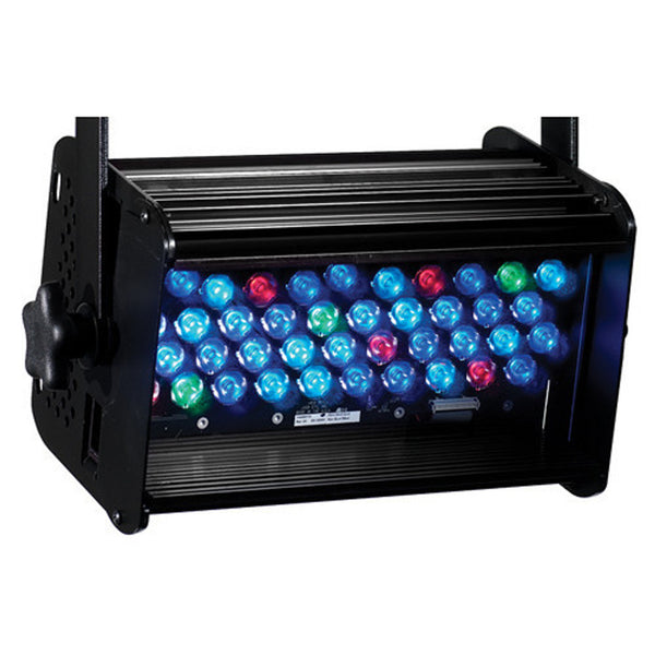ETC Selador Vivid CE11 LED Batten – Professional Wash for Stage