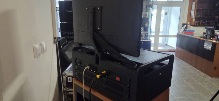 Waves eMotion LV1 System with 3x IOX & Dual 24in Touchscreens