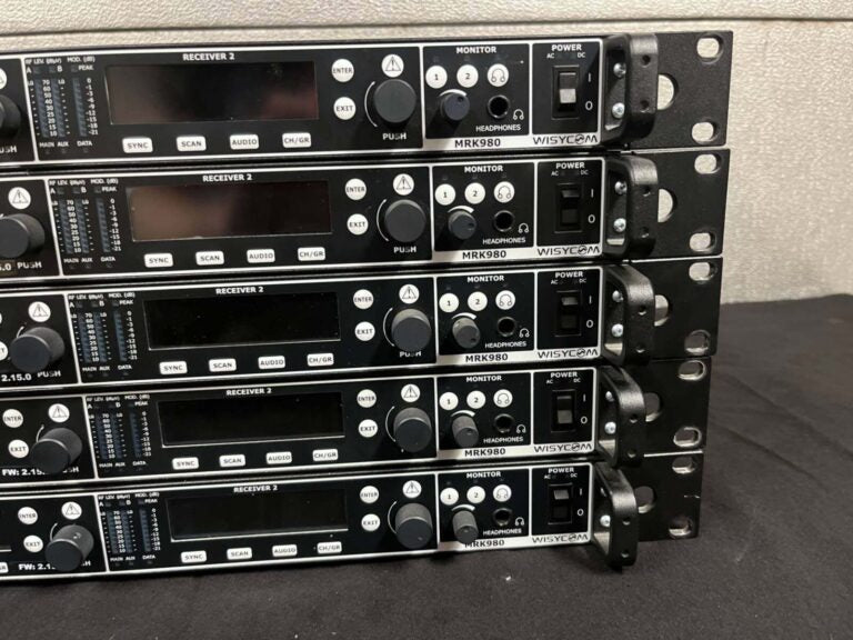 Wisycom MRK980/MTH410 10‑Channel Wireless Mic Package