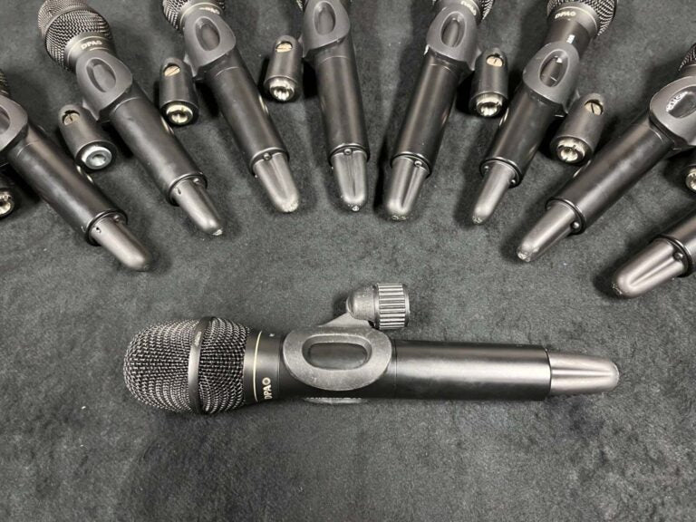 Wisycom MRK980/MTH410 10‑Channel Wireless Mic Package